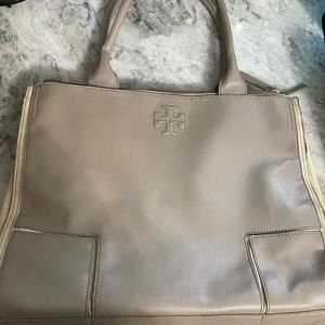 Tory Burch light gray purse